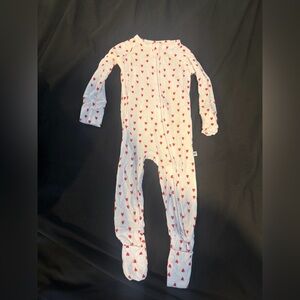 Bums and Roses Heart Print One Piece Pajamas Size 6-9 Months